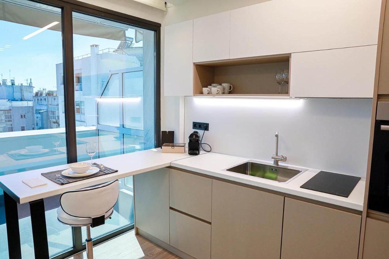 The First Key Luxury & Small Apartment In The Center Of 잰티 외부 사진